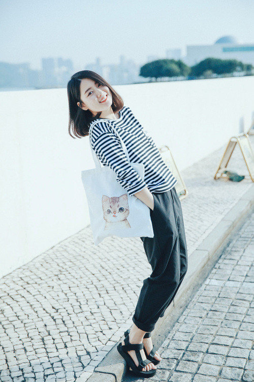 弗朗索瓦·霍尔茨豪伊泽：用精确传球和快速反应锁定南非队胜局